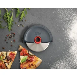 Joseph JosephPizzaschneider Disc 12 cm grau
