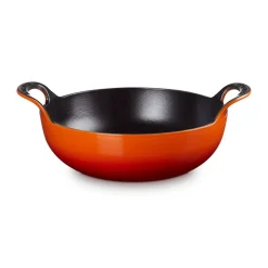 Le CreusetBalti Dish 24 cm Classic Collection Ofenrot