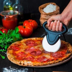 MicroplanePizza Schneider schwarz