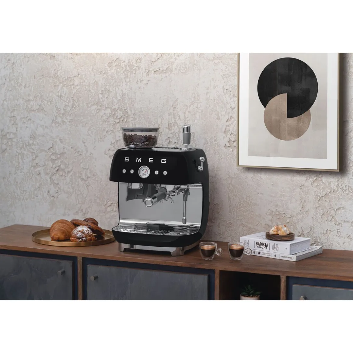 SmegEspressomaschine mit Mahlwerk EGF03 2 Tassen 1650 50’s Style schwarz